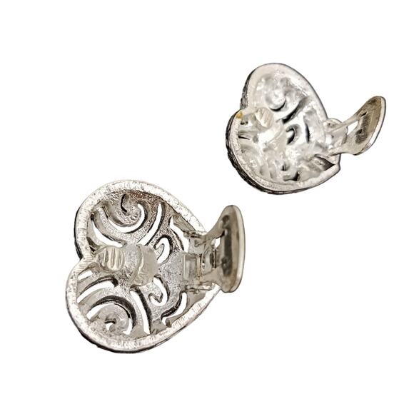 Vintage Carolee Earrings 1" Heart Simulated Diamonds Clip On Silver Filigree EUC - Picture 7 of 15